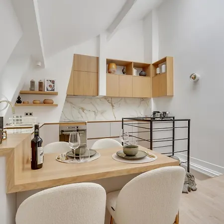 Apartment Amazing Historical Parisien Loft Next To Louvre Area-4 Paris
